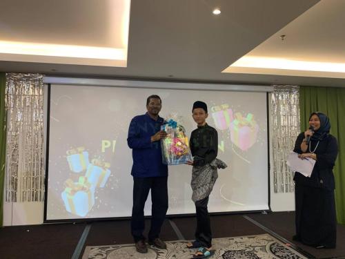 photo 6138544062228183252 y