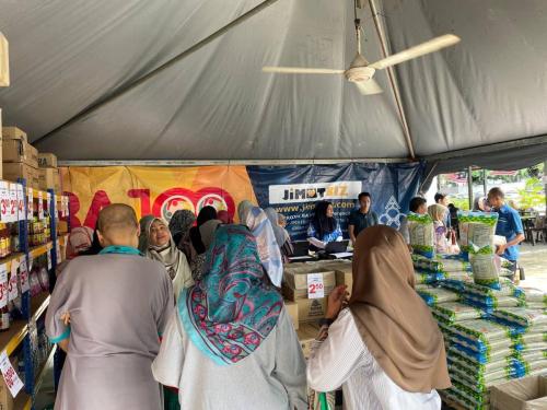 photo 6091393005014595410 y